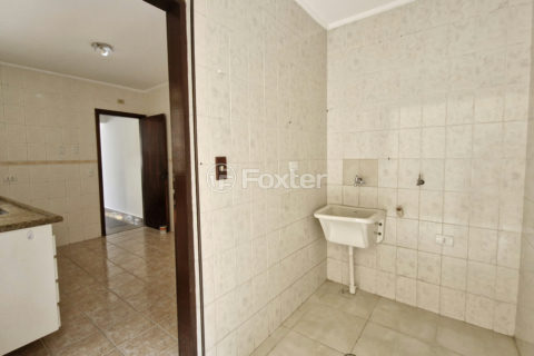 Image 23 - 1030115