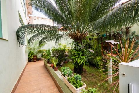 Image 16 - 1030117