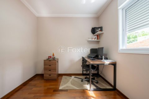 Image 76 - 1030117