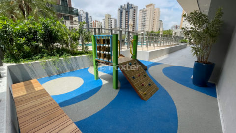 Image 9 - 1030127