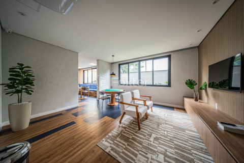 Image 32 - 1030138