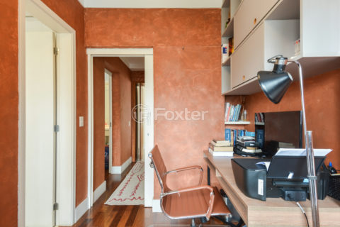 Image 30 - 1030159