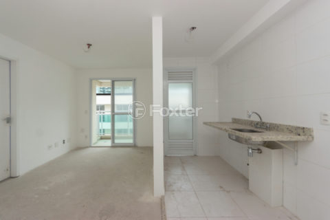 Image 0 - 1030163