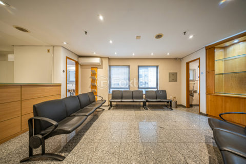 Image 5 - 1030172