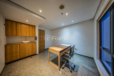 Image 39 - 1030172