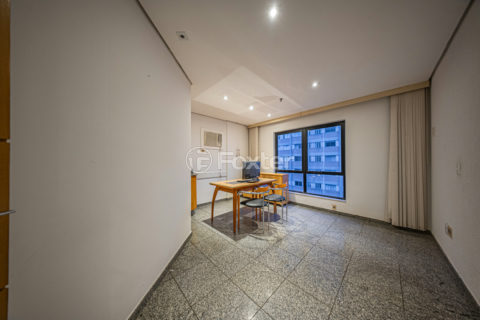Image 24 - 1030172