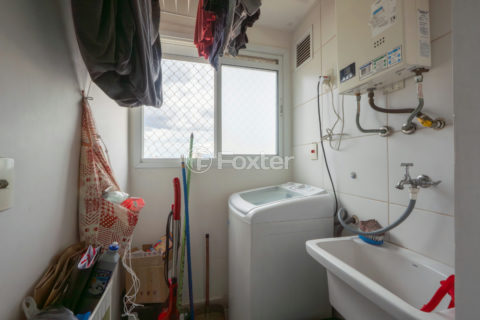 Image 10 - 1030176
