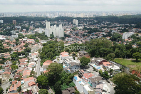 Image 12 - 1030178