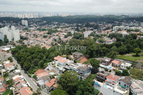 Image 11 - 1030178