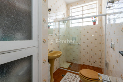 Image 32 - 1030193
