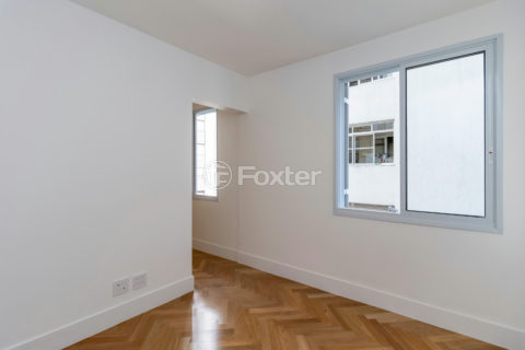 Image 31 - 1030194