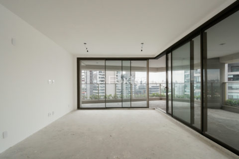 Image 2 - 1030195