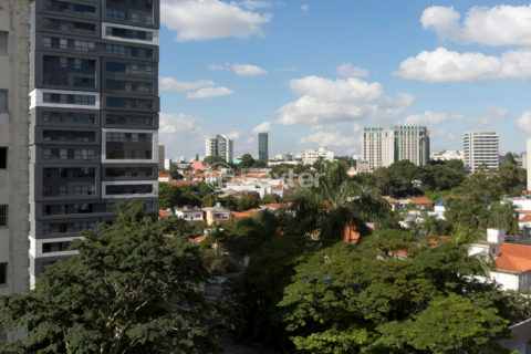 Image 9 - 1030198