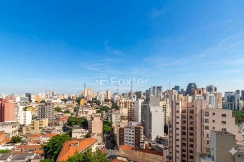 Image 8 - 1030200