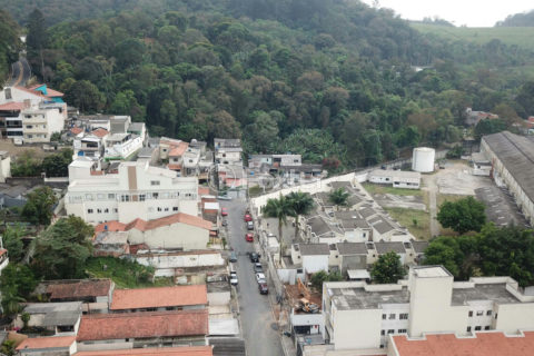 Image 37 - 1030202
