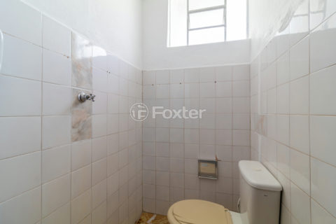 Image 38 - 1030204