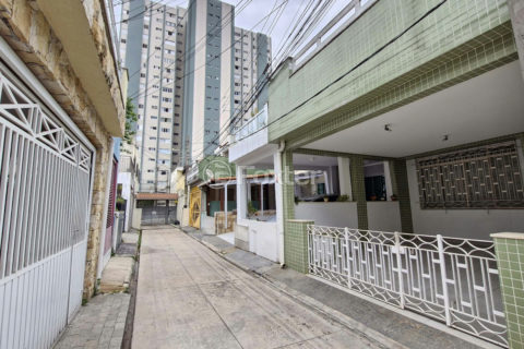 Image 23 - 1030205