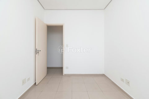 Image 20 - 1030216