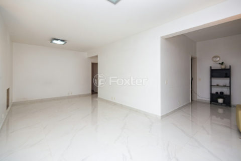 Image 4 - 1030224