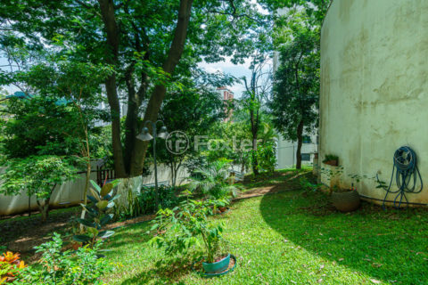 Image 30 - 1030231