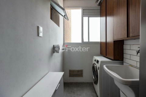 Image 27 - 1030238
