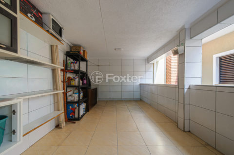 Image 42 - 1030252
