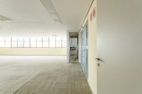 Image 21 - 1030272