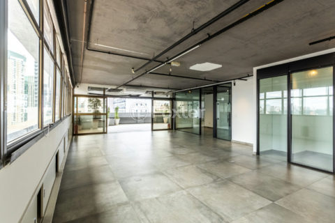 Image 22 - 1030272