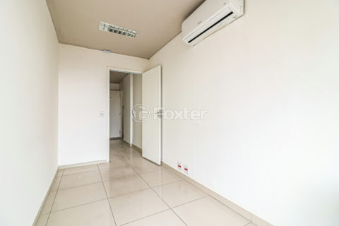 Image 9 - 1030274