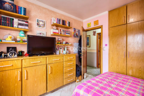 Image 40 - 1030278