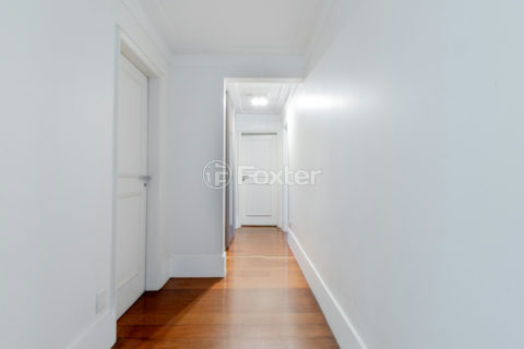 Image 38 - 1030281
