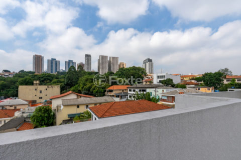 Image 32 - 1030285