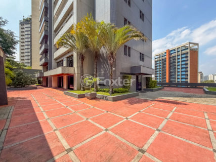 Image 41 - 1030293
