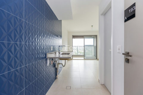 Image 6 - 1030306