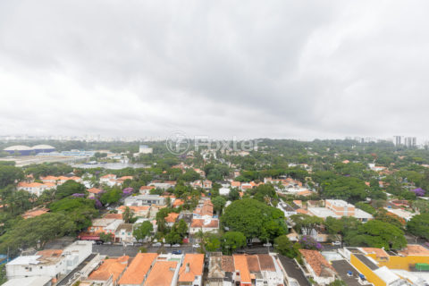 Image 4 - 1030306