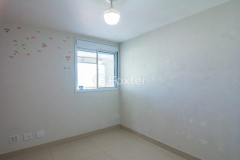 Image 33 - 1030310