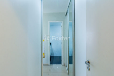 Image 25 - 1030310