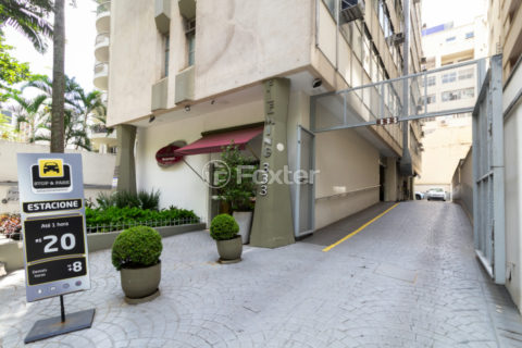 Image 17 - 1030312