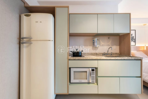 Image 23 - 1030314