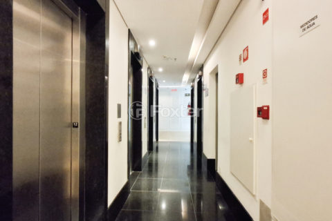 Image 3 - 1030318