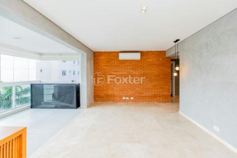 Image 7 - 1030322