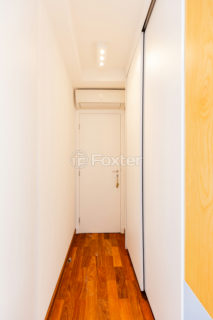 Image 37 - 1030322