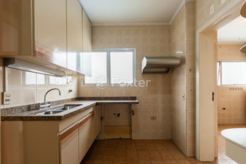 Image 35 - 1030335