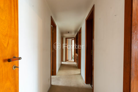 Image 7 - 1030335
