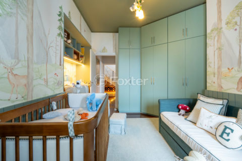 Image 32 - 1030342