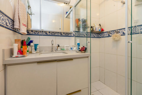 Image 30 - 1030343