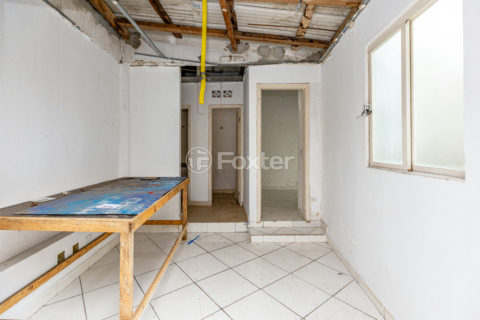 Image 7 - 1030360