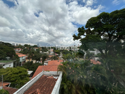 Image 37 - 1030363