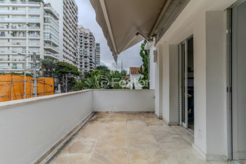 Image 34 - 1030363