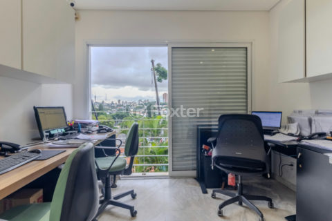 Image 31 - 1030363